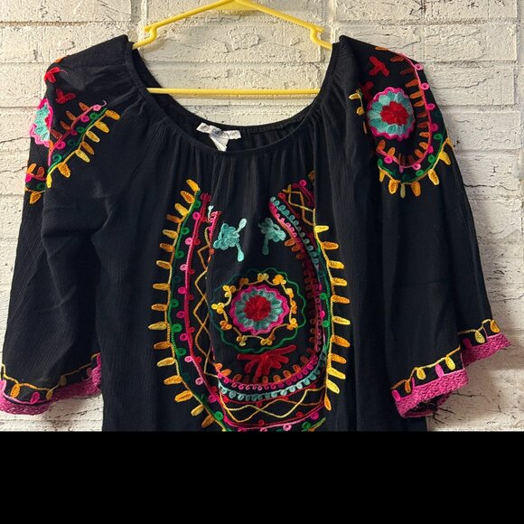 🌸 Cute Options Black Boho Embroidered Peasant Top Large – Festival Hippie - Picture 1 of 10